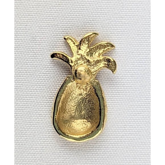 Small Gold Pineapple Lapel Pin | Golden Pineapple Good Luck Housewarming Gift - Picture 4 of 5